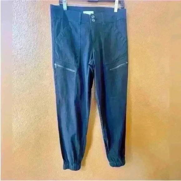 Willow & Clay Women's Black Utility Jogger Pant Size 6 EUC! - Picture 2 of 4
